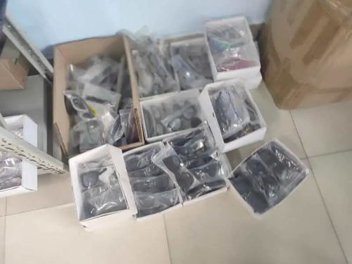 家贼难防 内鬼 蚂蚁搬家 竟盗走12万元眼镜产品